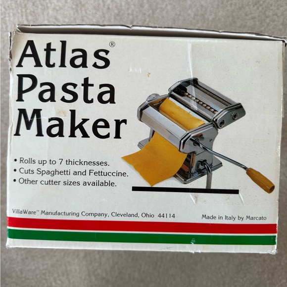 Atlas Silver Pasta Maker - Picture 2 of 4